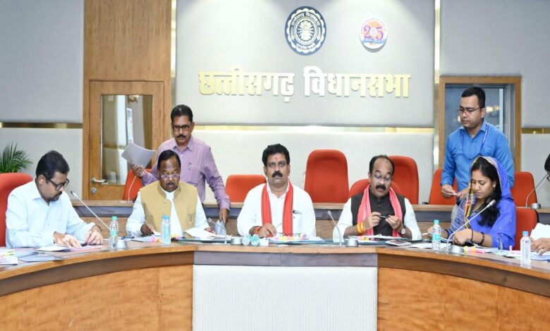 रायपुर में मंत्रिपरिषद उपसमिति की बैठक सम्पन्न, राजनीतिक आंदोलनों से जुड़े 15 केसों पर हुई चर्चा