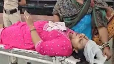 Woman's head broken in seat dispute, admitted to hospital after assault in train