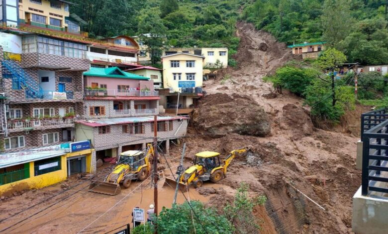 Landslide in Jammu-Kashmir and Himachal, 5 deaths; Tiger swept away in MP, rain alert in 5 states