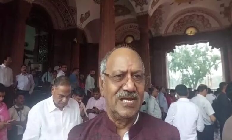 छत्तीसगढ़ को लूटने वालों की सच्चाई उजागर, बौखलाहट में सड़क पर उतरे कांग्रेसी: बृजमोहन अग्रवाल