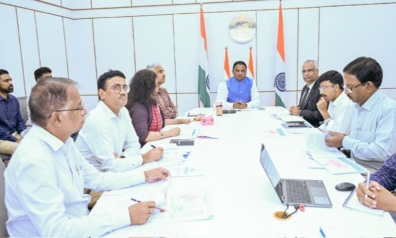 Mahanadi water dispute can be resolved through talks: CM Majhi