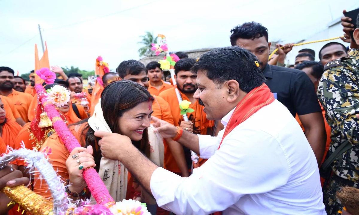 विधायक भावना बोहरा की कांवड़ यात्रा अंतिम चरण में, डोंगरिया में उपमुख्यमंत्री ने किया स्वागत