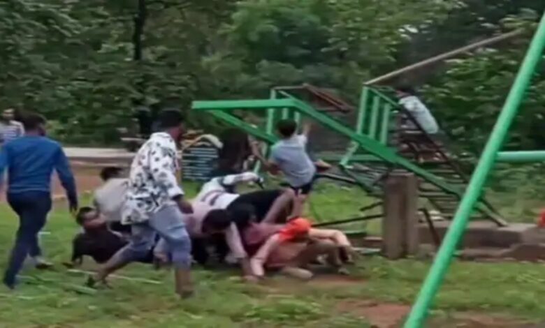 धमतरी के नरहरा वाटरफॉल में एडवेंचर झूला टूटा, 12 पर्यटक गिरे; बडा हादसा टला