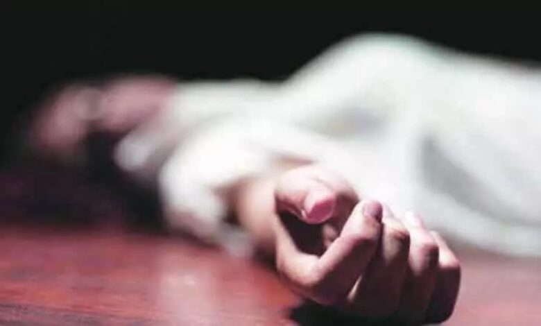 मेडिकल कॉलेज में डॉक्टर की लापरवाही से युवती की मौत, ऑन कॉल डॉक्टर पर कार्रवाई