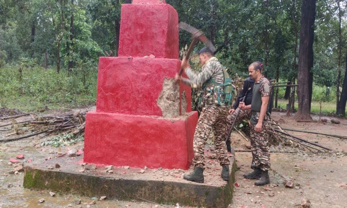 First day of Martyrdom Week: Soldiers demolished four Naxal memorials in Bijapur, stage and meeting place also demolished