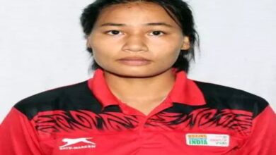 Chief Minister wishes boxer Sana Machu all the best for the world competition