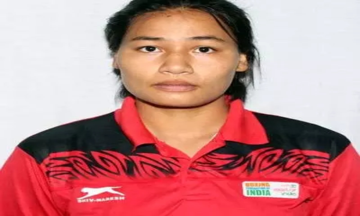 Chief Minister wishes boxer Sana Machu all the best for the world competition