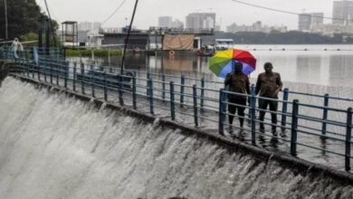 Monsoon's effect intensifies in the country: 66% more rain in MP, rescue operation in Leh, school roof collapses in Kerala