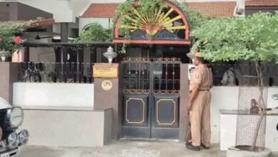 मंत्री के घर ईडी की रेड, परिवार के सदस्यों ने लगाया साजिश का आरोप