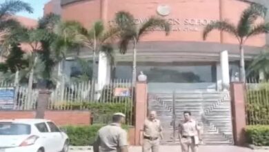 Bomb threat to 3 schools in Delhi, administration on alert