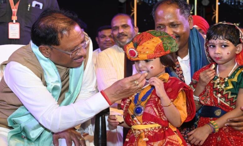 A wave of faith surged in the Sri Krishna Janmashtami festival, CM Sayeed participated