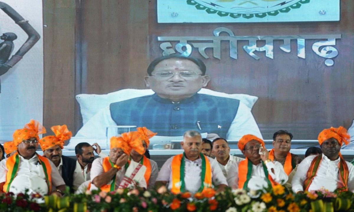 सूरजपुर को 211 करोड़ की सौगात, मुख्यमंत्री साय ने वर्चुअली किया रजत महोत्सव का शुभारंभ