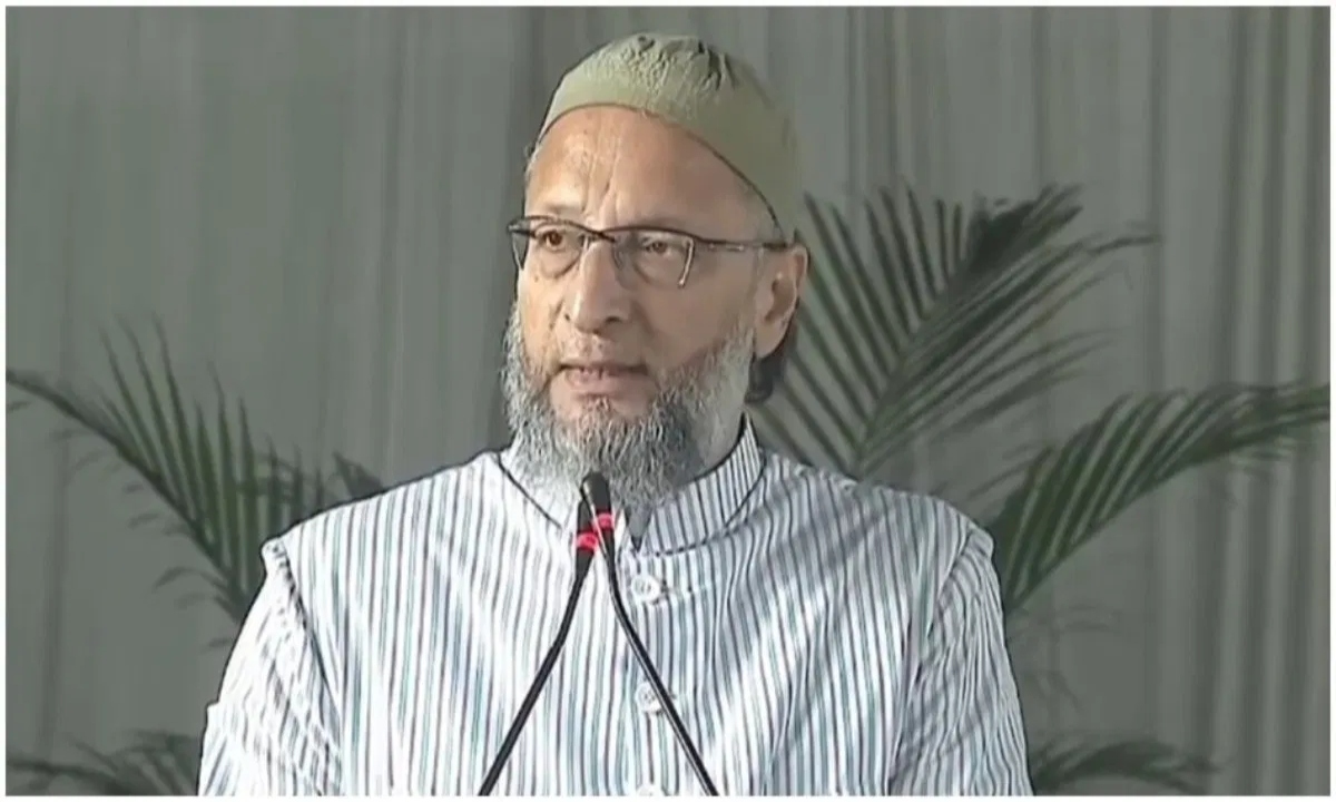 If illegal Bangladeshis are to be expelled, why not start with Sheikh Hasina, Asaduddin Owaisi attacked the central government with a statement