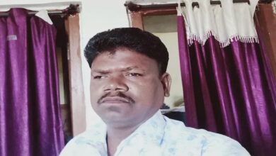 स्कूल में प्रिंसिपल ने महिला टीचर और कर्मचारी से की छेड़छाड़, कहा – ‘किसे KISS करूं, किसे I LOVE YOU’; दरवाजा बंद कर अश्लील हरकत
