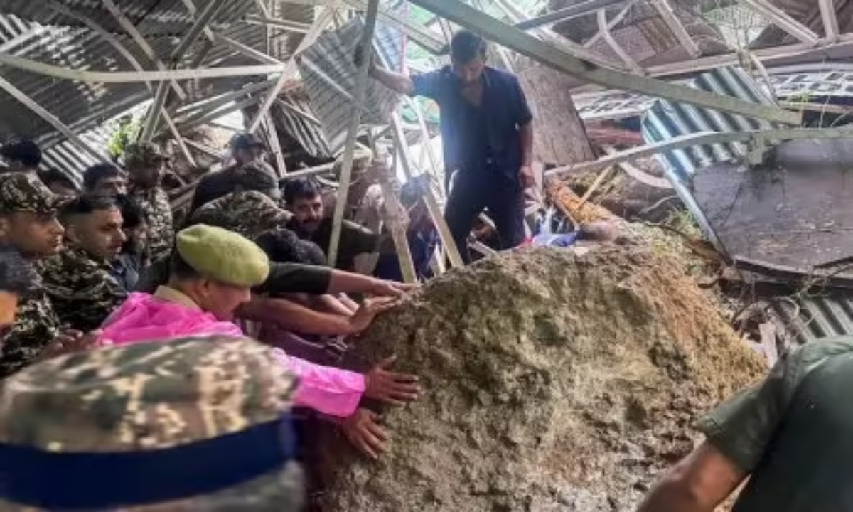 Death toll in Vaishno Devi landslide rises to 31, rescue operations underway