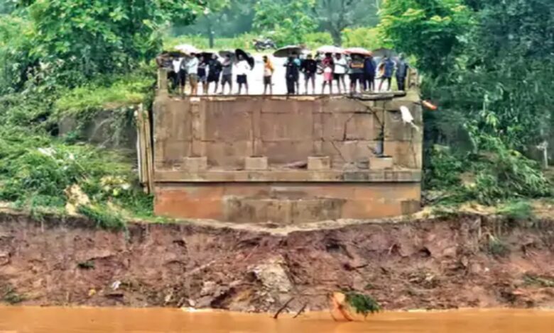 बस्तर में दो दिन से भारी बारिश, पांच की मौत और सैकड़ों प्रभावित