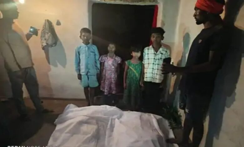 सूरजपुर में सर्पदंश से दंपती की मौत, हॉस्पिटल न ले जाने से चार बच्चे हुए अनाथ