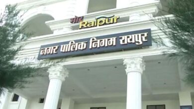 रायपुर में पानी-सड़क की दिक्कत जस की तस, निगम फिर चौराहों पर फूंकेगा 10 करोड़