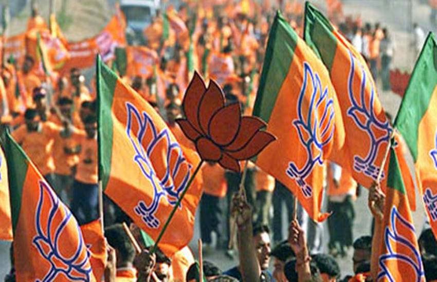 भाजपा ने नियुक्त किए तीन चुनाव प्रभारी: भूपेंद्र यादव बंगाल, धर्मेंद्र प्रधान बिहार, बैजयंत पांडा तमिलनाडु कीवर्ड: