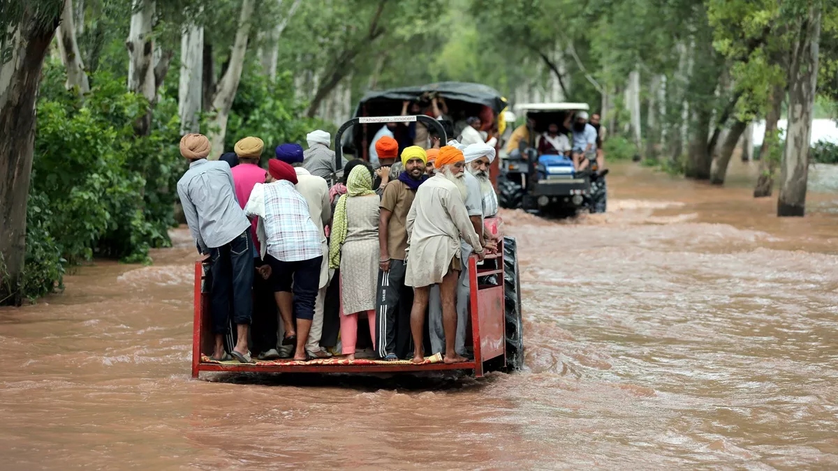 Flood in Punjab-Haryana, danger in Delhi, rain alert in many states