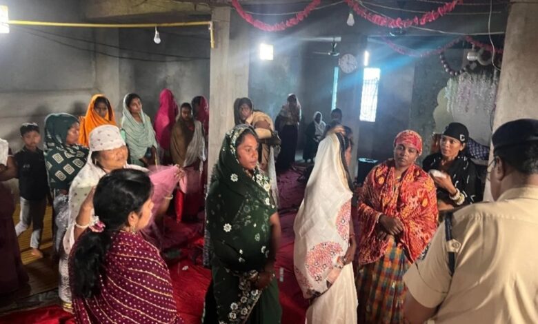 प्रार्थना सभा की आड़ में धर्मांतरण, पादरियों सहित 22 लोगों पर कार्रवाई
