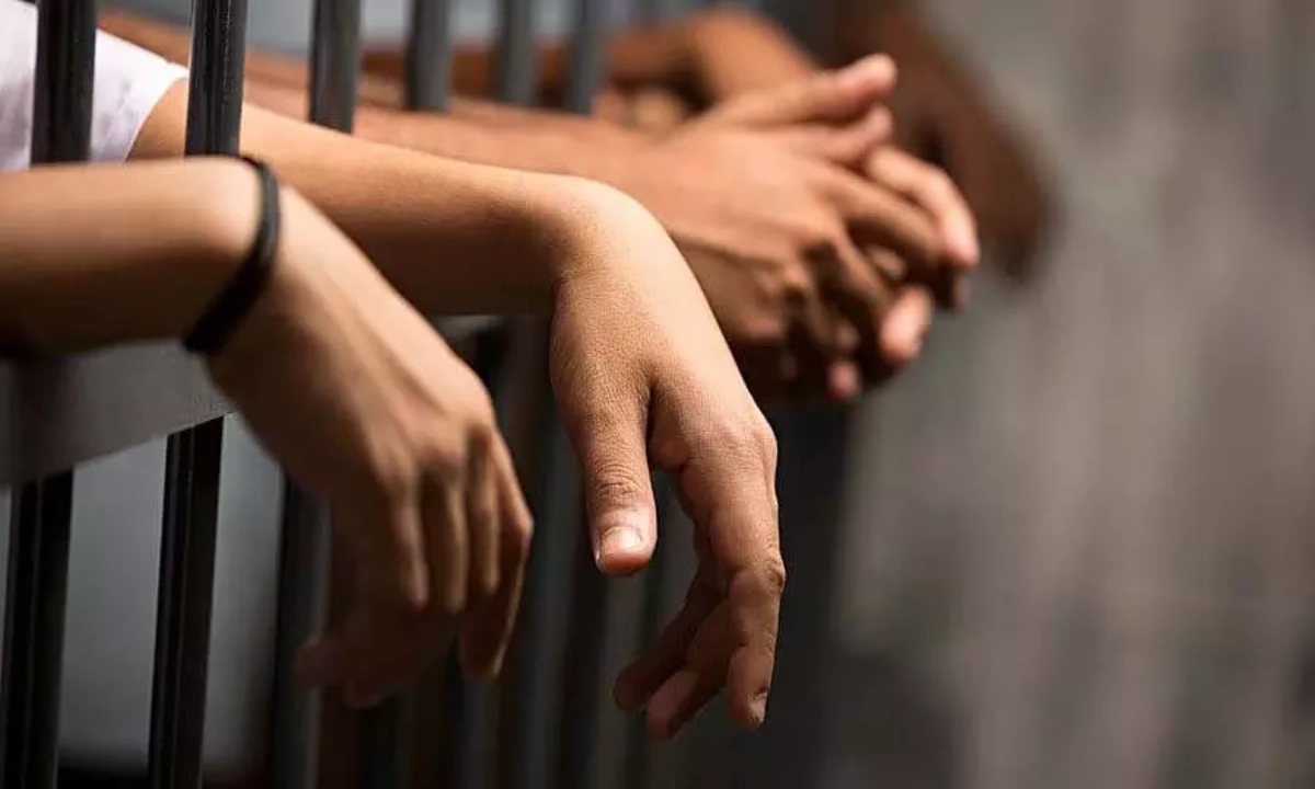 Asesinan a amigo en fiesta de cumpleaños; 4 detenidos