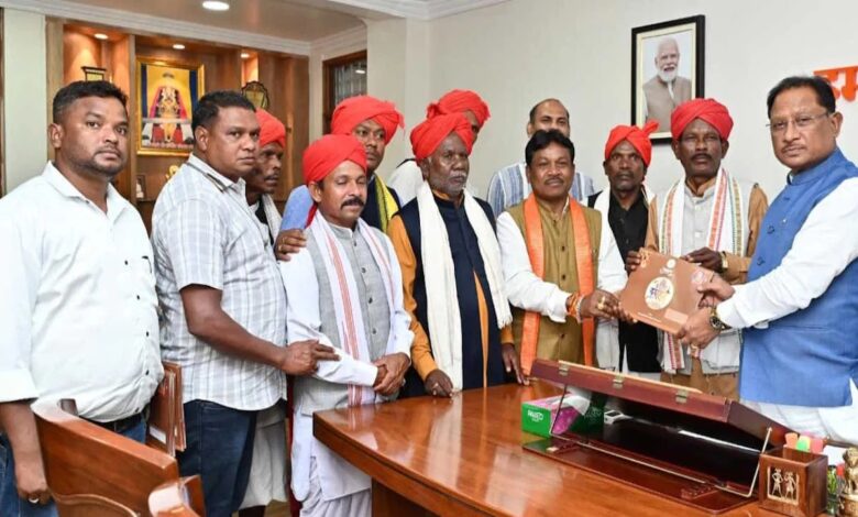 बस्तर दशहरा में शामिल होंगे मुख्यमंत्री साय, सांसद कश्यप ने दिया न्योता