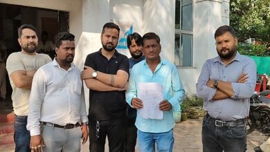 Congress leaders' insult to Ashoka Chakra during Vote Adhikar Yatra sparks controversy, BJP files complaint