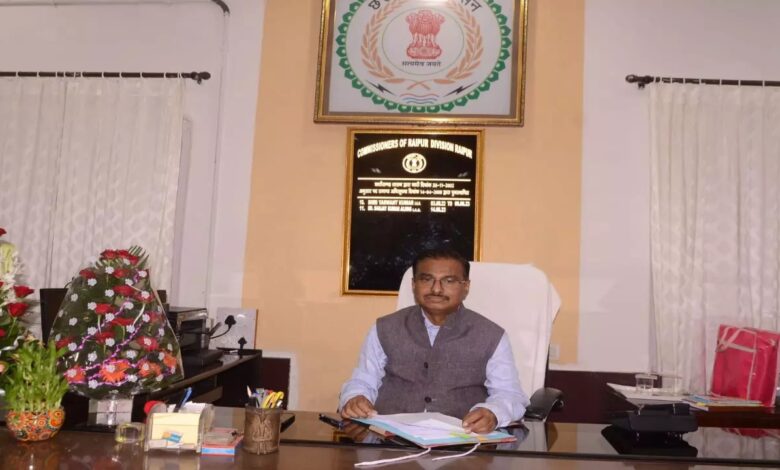 Divisional Commissioner Kaware launched a campaign, resolving over 2,000 cases in the Commissioner and Additional Commissioner courts in a year.