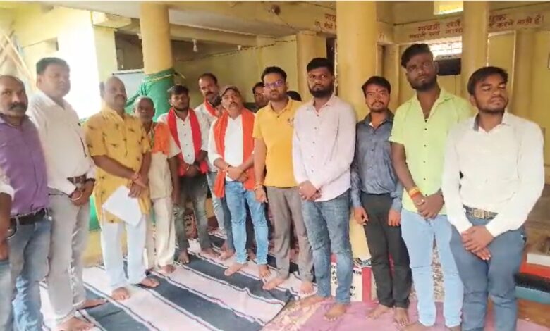 Offensive comment on Durga Mata in WhatsApp group, Sarva Hindu Samaj objected, complaint lodged at police station