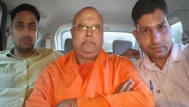 श्रीसीम यौन शोषण केस: स्वामी चैतन्यानंद आगरा से गिरफ्तार, 17 छात्राओं ने दर्ज कराई शिकायत