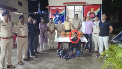 Ganja smuggler worth Rs 4 lakh arrested from Raipur railway station
