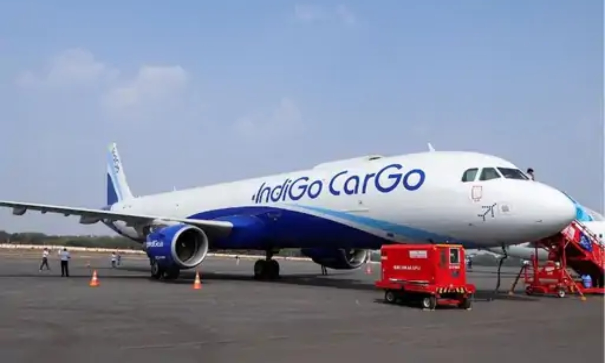 इंडिगो मुंबई-दिल्ली फ्लाइट में बम की धमकी, IGI एयरपोर्ट पर इमरजेंसी