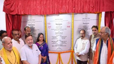 Deputy Chief Minister Arun Saw laid the foundation stone of three large bridges costing 117 crores