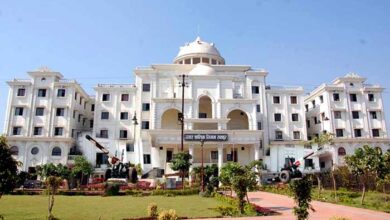No tax will be collected from any temple in Raipur; action will be taken against the employees who served notices at the Brahmanpara temple.