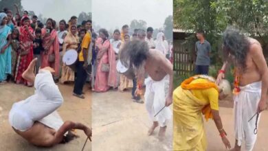 Goddess rides on MP: Bhojraj Nag dances in Jyoti Kalash immersion procession, mother takes blessings