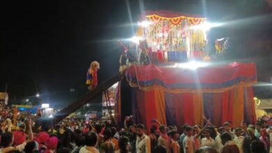 Bastar Dussehra: Instead of burning Ravana, the unique 600-year-old tradition of 'chariot theft' was performed.