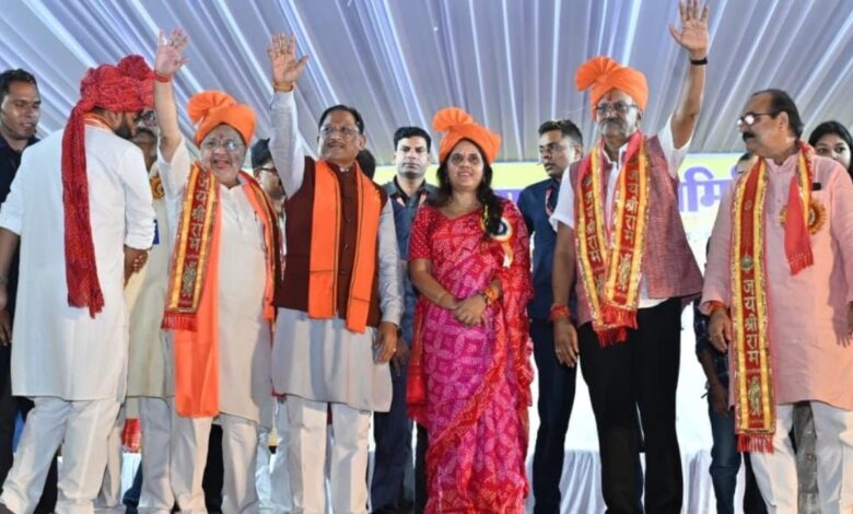 विजयादशमी पर रावण दहन, सीएम साय बोले – अधर्म पर धर्म की जीत का पर्व है दशहरा