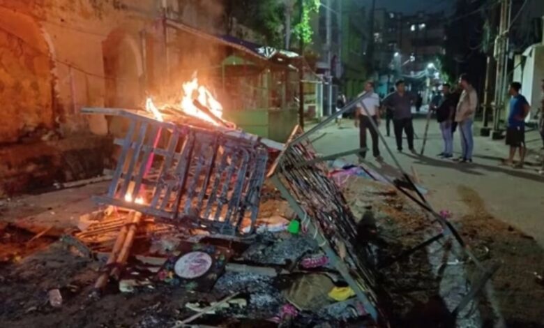 Violence during Durga immersion in Cuttack: 25 injured, vehicles burned, shops vandalized, internet shut down; VHP shutdown