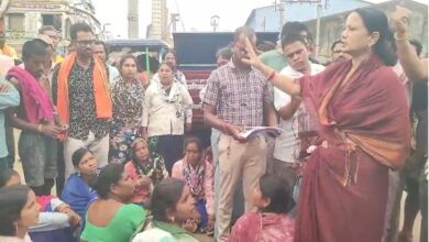 स्वच्छता दीदियों के जाम में स्कूटी सवार महिला घायल, हाईवा चालक गिरफ्तार