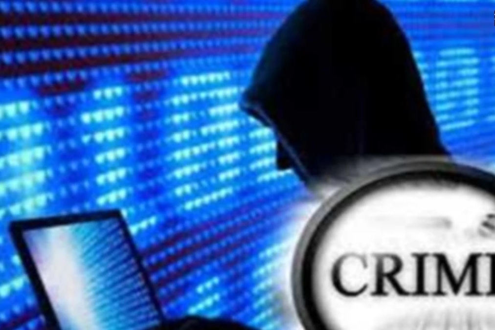 Mobile phone of a patient undergoing treatment at DKS Hospital stolen, Rs 72,000 withdrawn from his account