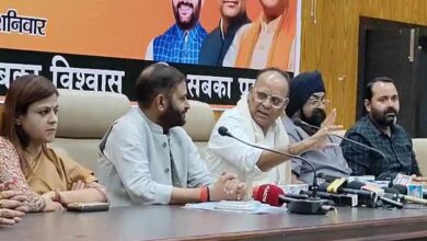 Ajay Chandrakar's controversial statement: Calls Congressmen 'lickers and biters'