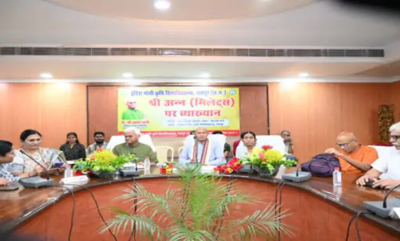 Millet Man of India Dr. Khader Wali reached IGKV: Said- After the Green Revolution, traditional crops were neglected, we cannot depend only on wheat and rice.