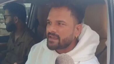 बिहार चुनाव में सियासी खींचतान: VIP ने मांगी 24 सीटें, तेजस्वी 15 पर अड़े; लोजपा नेता टिकट न मिलने पर रोए, योगी की आज दो रैलियां