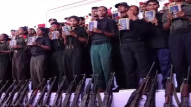 210 Naxalites surrender, government will provide housing, land and financial assistance for 3 years