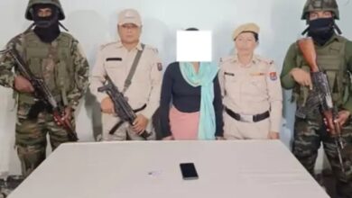 मणिपुर में महिला उग्रवादी गिरफ्तार, जबरन वसूली में थी शामिल