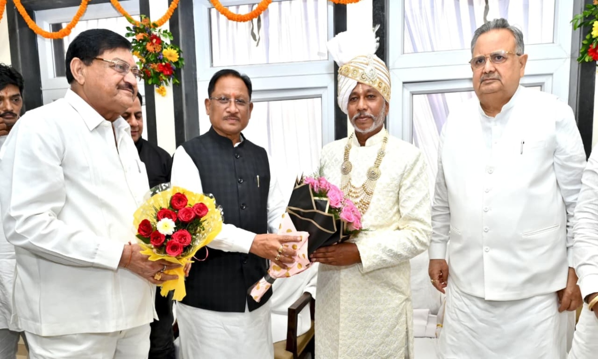 सीएम साय गुरु खुशवंत साहेब के गृहप्रवेश कार्यक्रम में शामिल