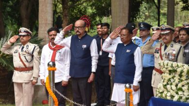 Governor-Chief Minister paid tribute to the martyred soldiers