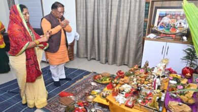 Chief Minister Vishnu Dev Sai performed Govardhan Puja with his family and prayed for the happiness and prosperity of the state.