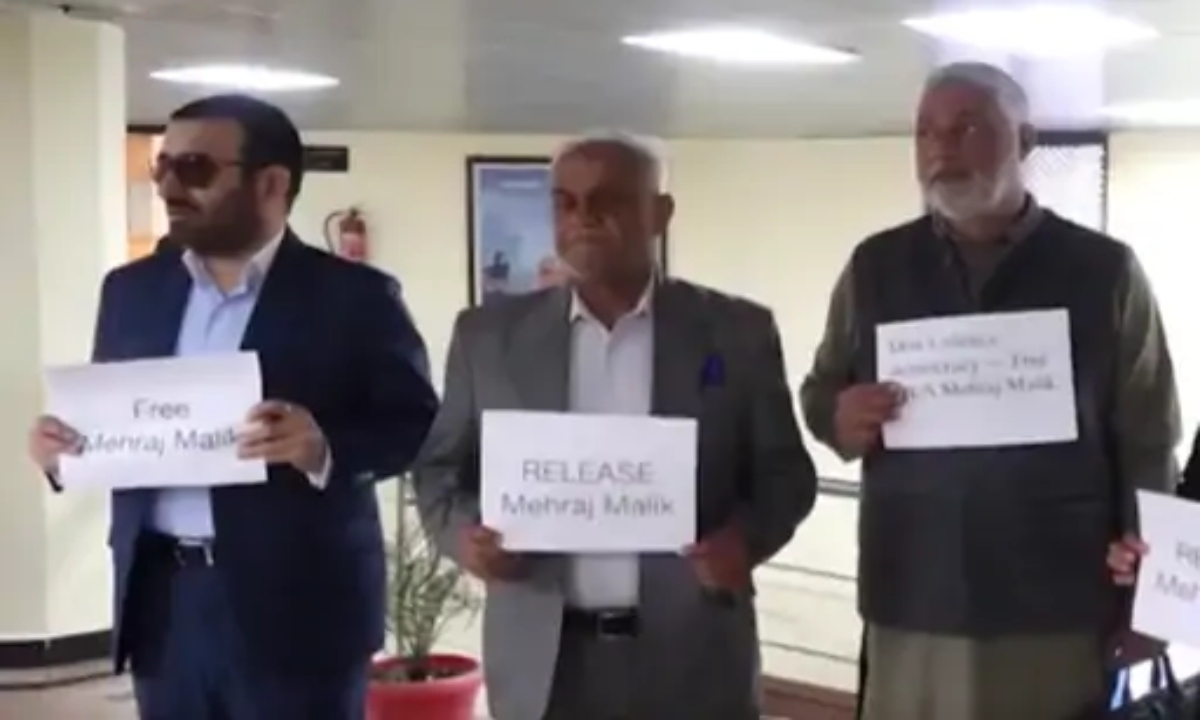 NC-Congress MLAs stage silent protest in Assembly demanding release of AAP MLA Mehraj Malik